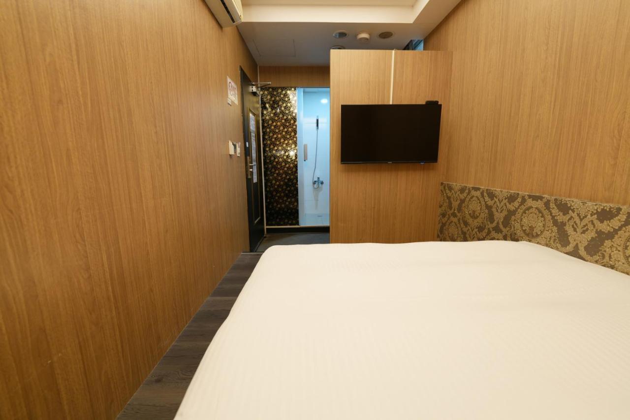 Meworld Hotel - Ximen Taipei Bagian luar foto