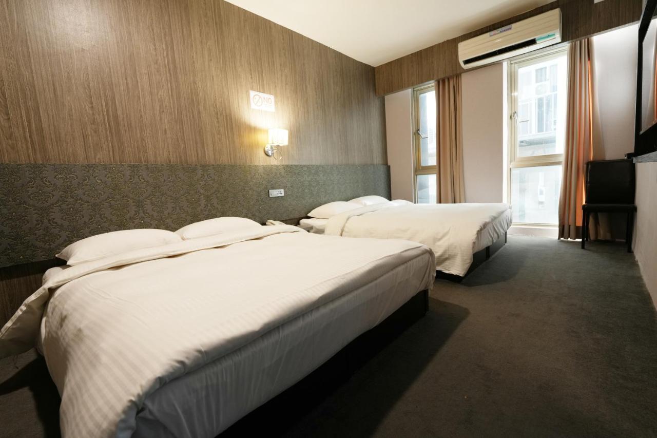 Meworld Hotel - Ximen Taipei Bagian luar foto