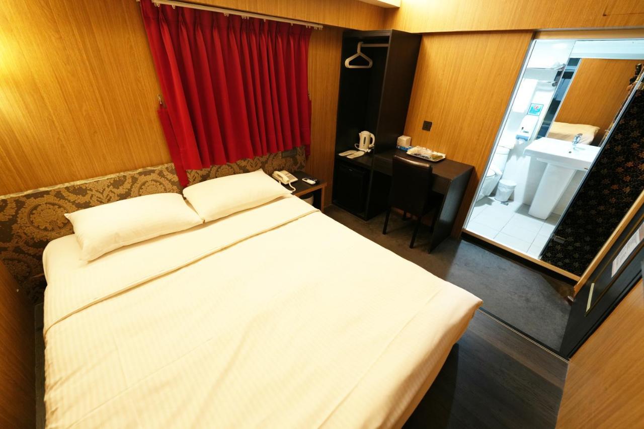 Meworld Hotel - Ximen Taipei Bagian luar foto